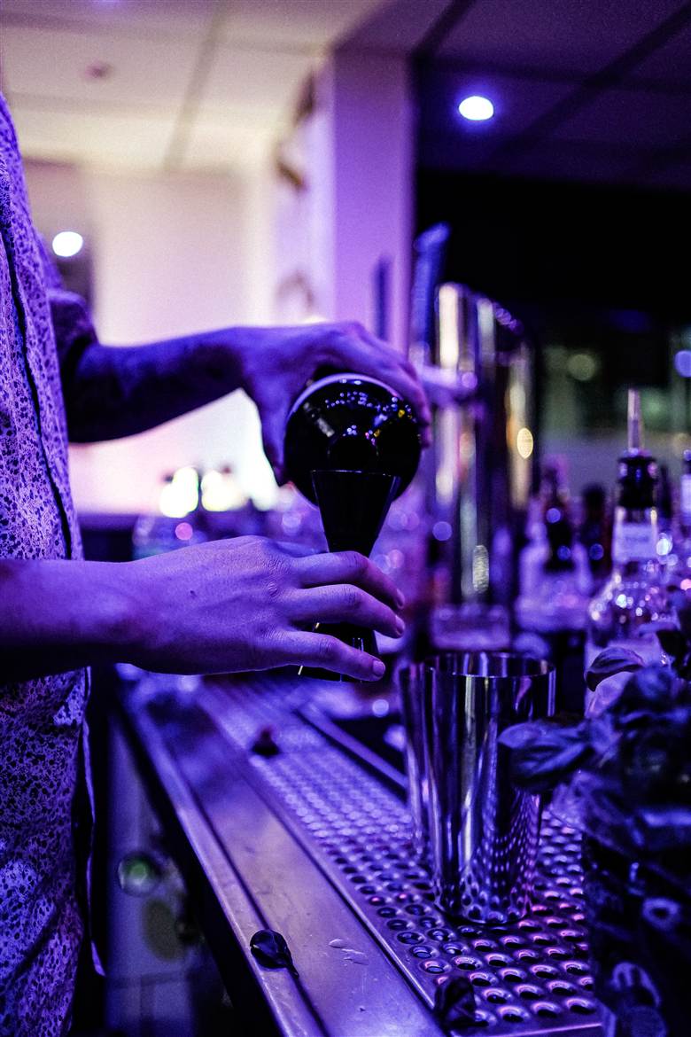 Connect Bar