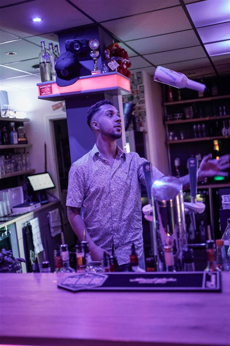 Connect Bar