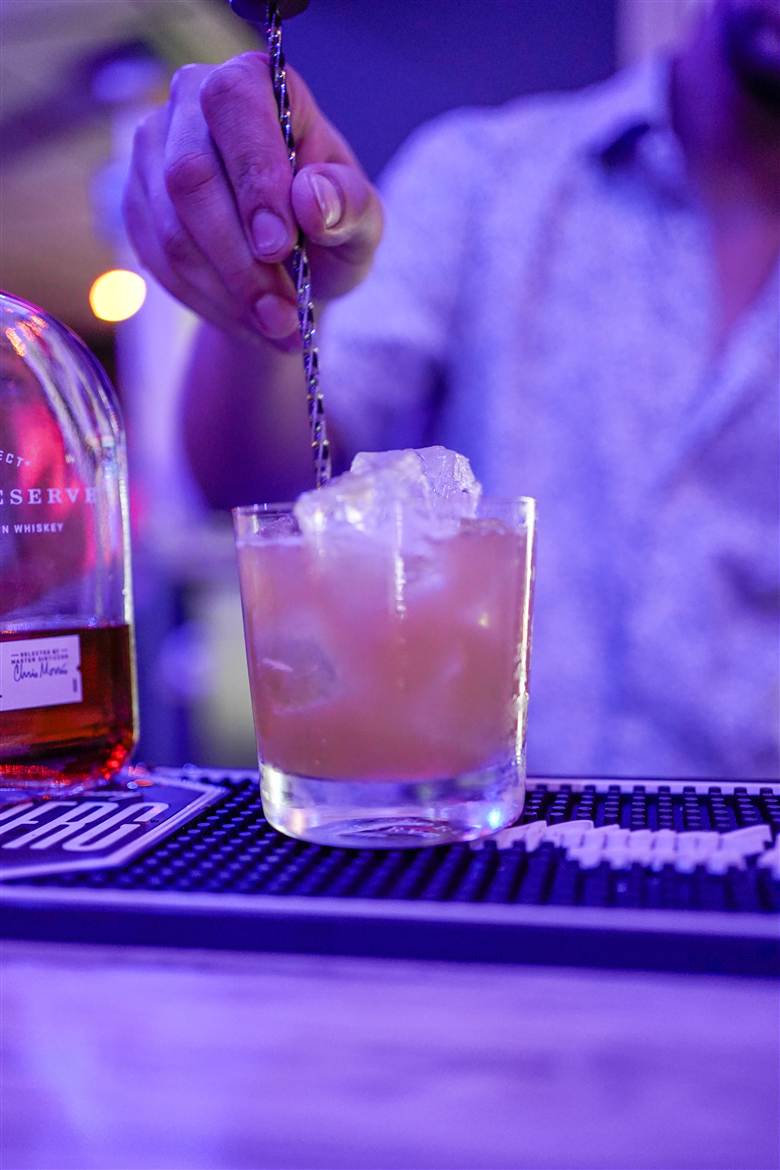 Connect Bar